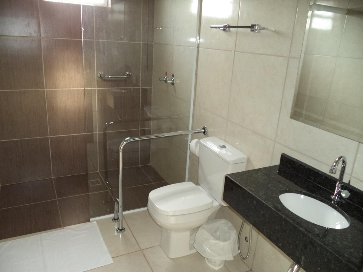 Tabacana Plaza Hotel Fronteira Bagian luar foto