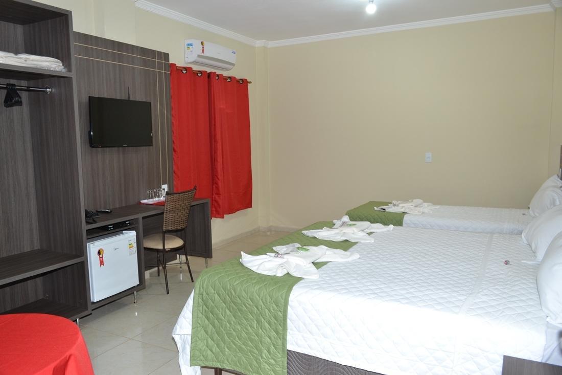 Tabacana Plaza Hotel Fronteira Bagian luar foto